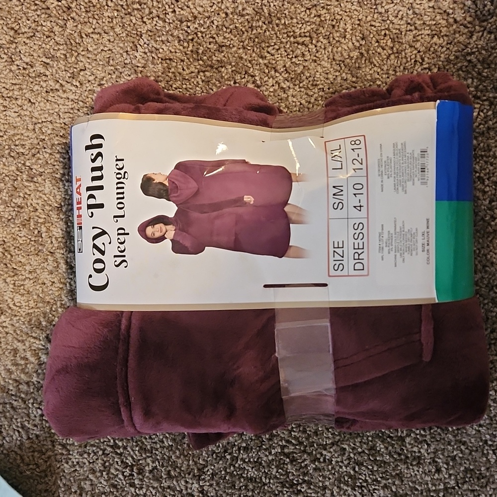 Plush snuggie